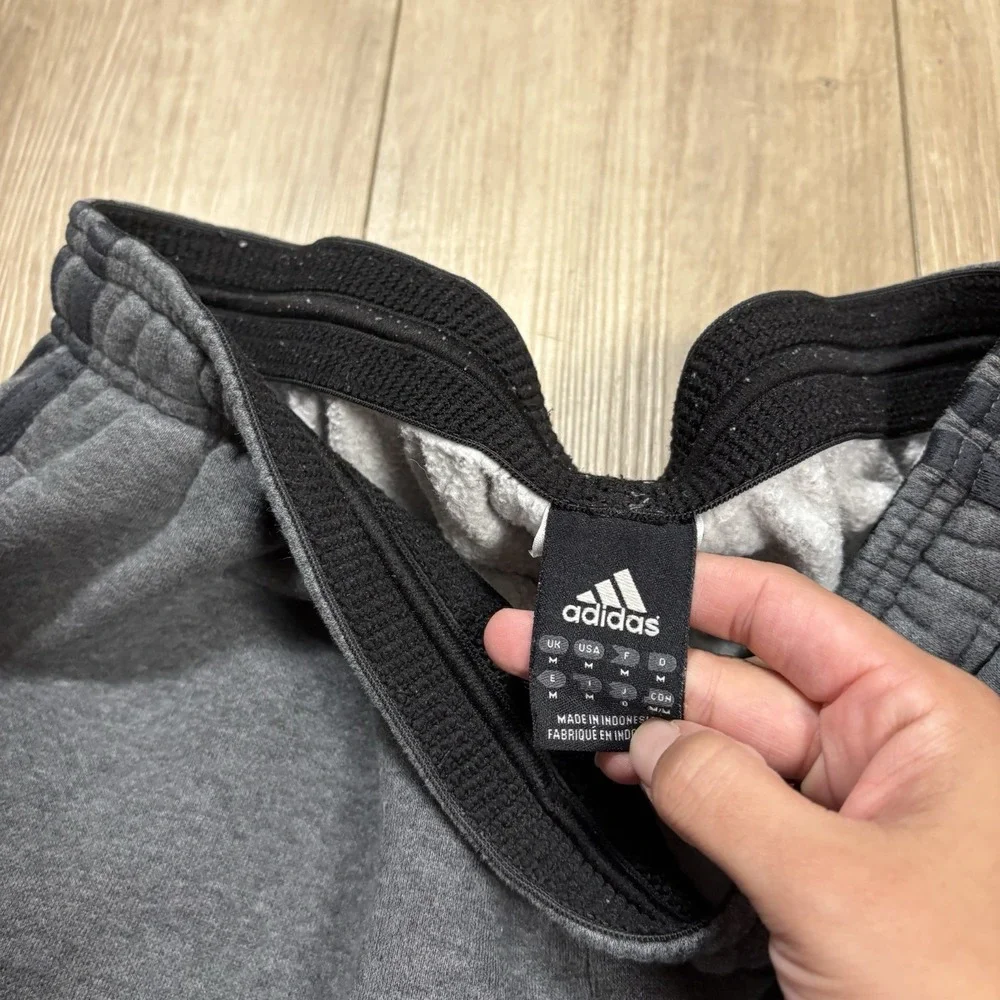 Adidas‎ Fleece Sweatpants Mens M Straight Black Gray Pants Athleisure Streetwear